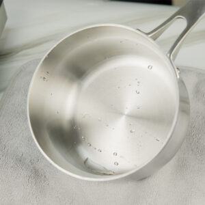 For everyday use, do you recommend 304 or 316 cookware?插图