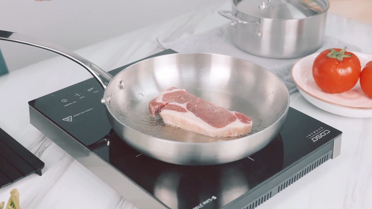 Why Triply Steel Cookware Reduces Food Sticking?缩略图